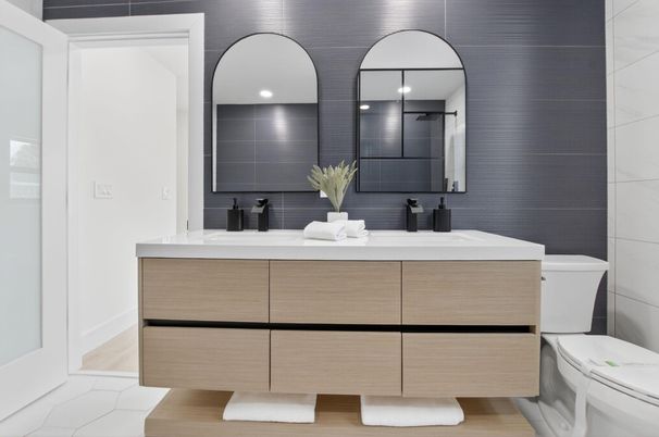 Bathroom, Dual Sink Vanities, Interior, Wood Texture Flooring