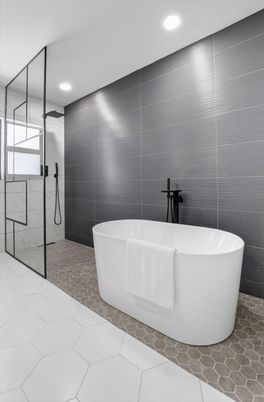 Bathroom, Free Standing Baths, Glass Shower, Interior, Recessed Lighting