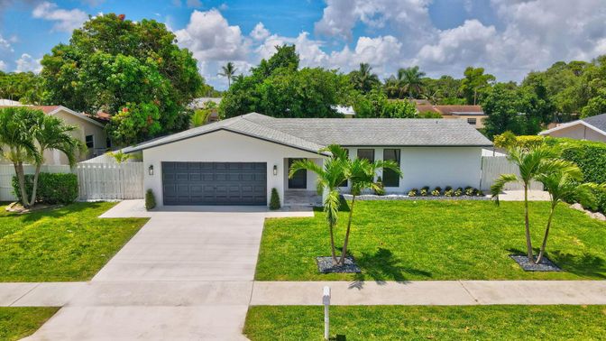 Attached, Backyard, Exterior, Facade, Ranch