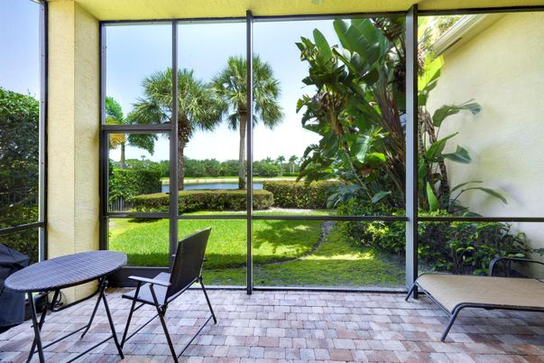 Interior, Sun Room, Water