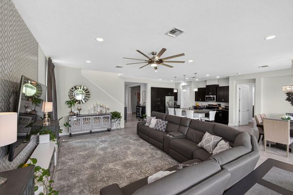 Dining room, Interior, Kitchen, Living room, Pendant Lights, Recessed Lighting, Stainless Steel Appliances