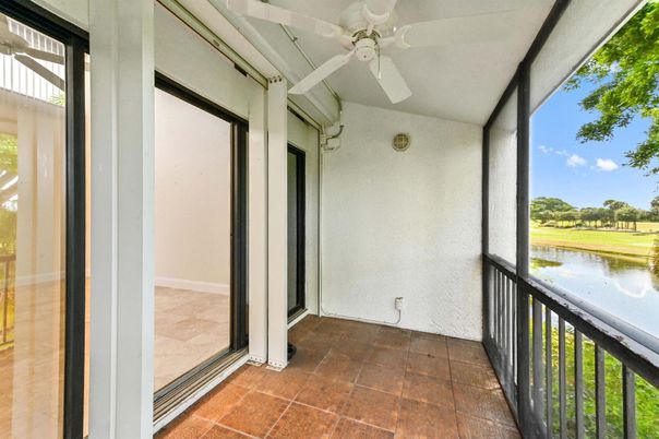 Interior, Sun Room, Water