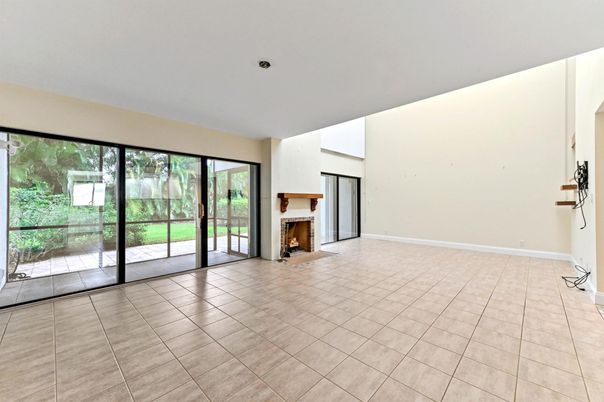 Empty room, Fireplace, Interior