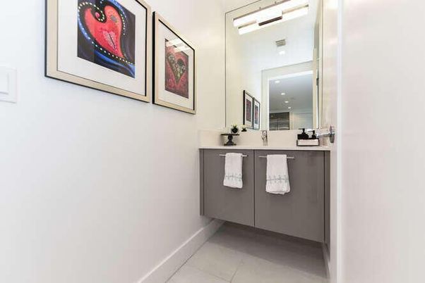 Bathroom, Interior, Recessed Lighting