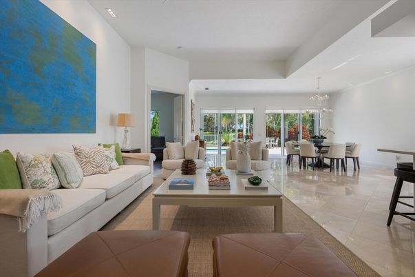 Chandelier, Dining room, Interior, Living room, Recessed Lighting