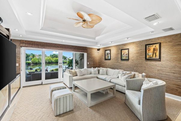 Interior, Living room, Recessed Lighting, Water