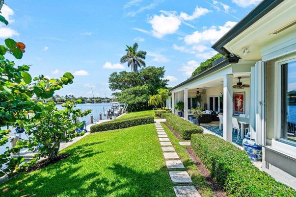Backyard, Exterior, Water