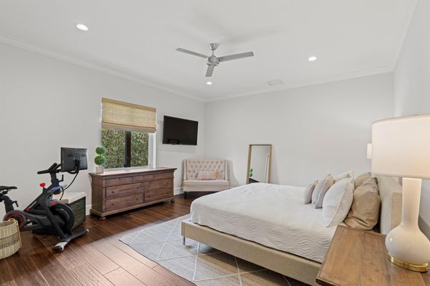 Bedroom, Fitness Equipment, Interior, Recessed Lighting, Wood Texture Flooring