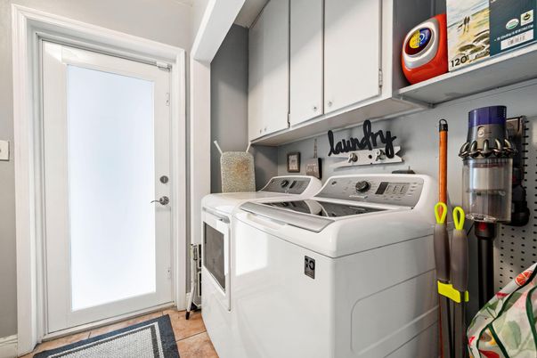 Interior, Washer