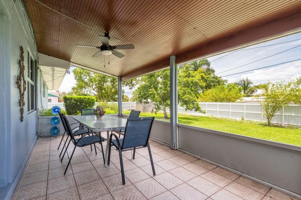 Dining room, Interior, Sun Room