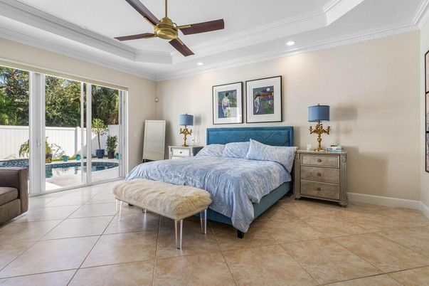 Bedroom, Interior, Recessed Lighting