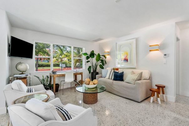 Home Office, Interior, Living room