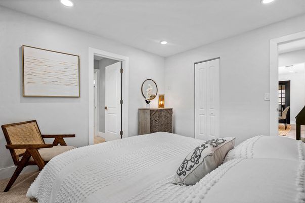 Bedroom, Interior, Recessed Lighting