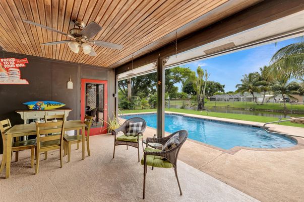 Exterior, Pool, Water