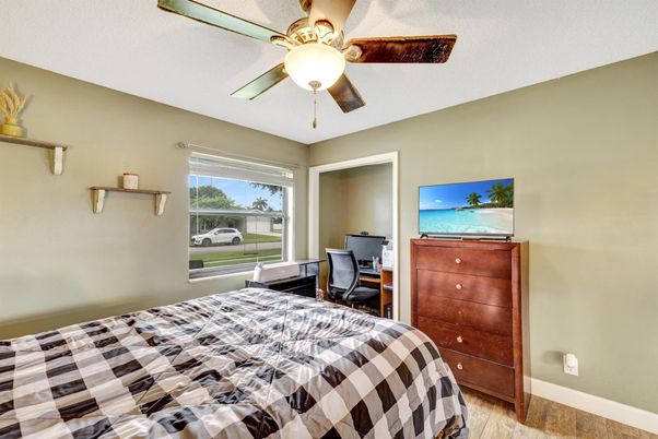 Bedroom, Home Office, Interior, Wood Texture Flooring