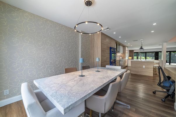 Dining room, Interior, Kitchen, Pendant Lights, Recessed Lighting, Wood Texture Flooring