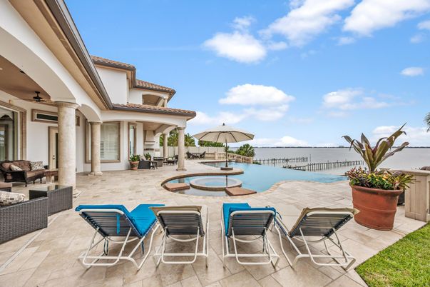 Exterior, Pool, Water