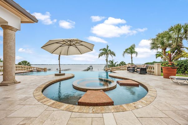 Exterior, Pool, Water