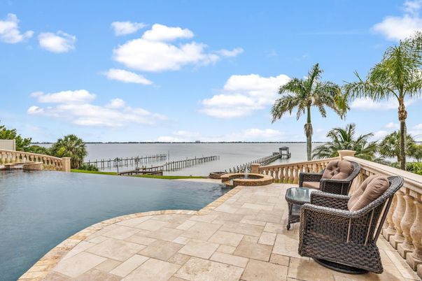 Exterior, Pool, Water