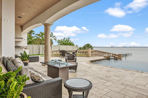 Exterior, Pool, Water