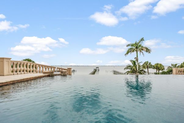 Exterior, Pool, Water