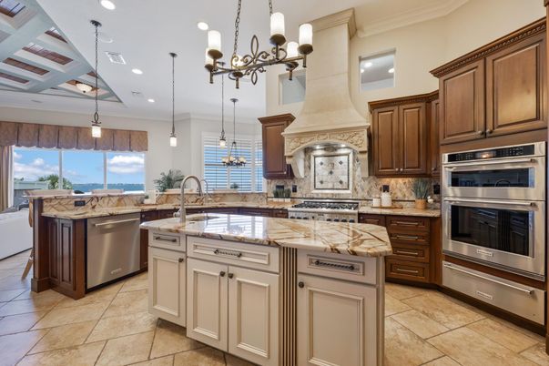 Interior, Kitchen, Pendant Lights, Recessed Lighting, Stainless Steel Appliances