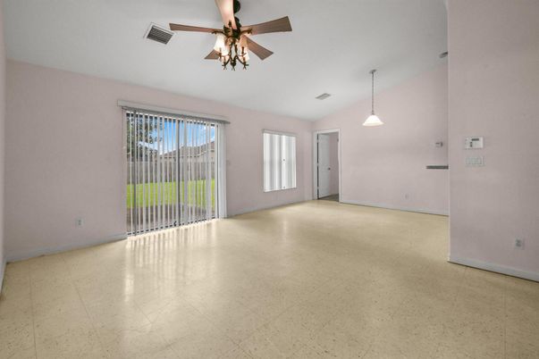 Empty room, Interior, Pendant Lights