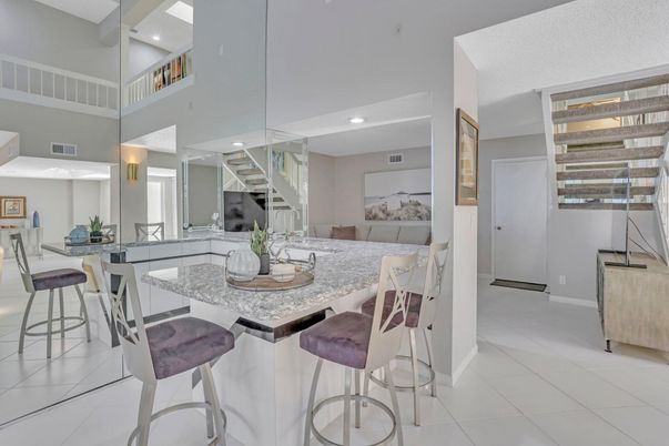Dining room, Interior, Kitchen, Recessed Lighting