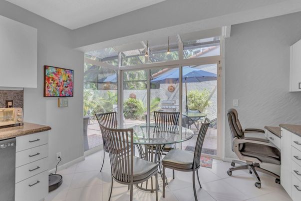 Dining room, Interior, Sun Room