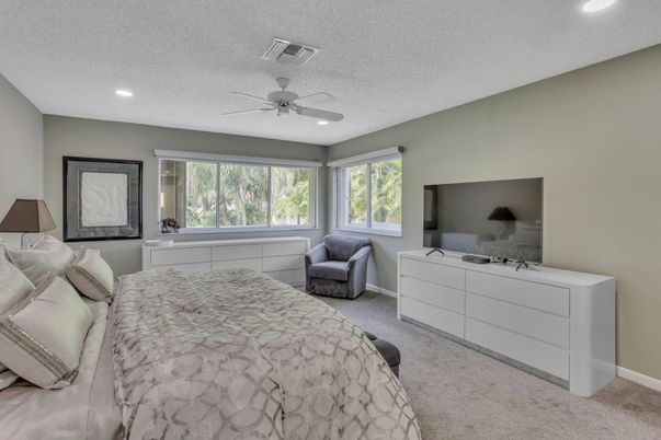 Bedroom, Interior, Recessed Lighting