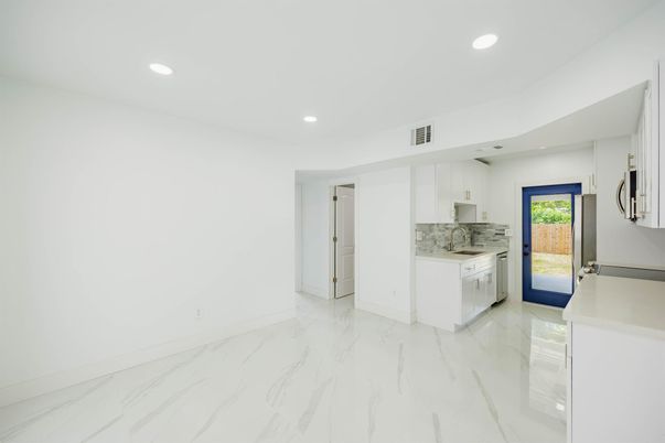 Interior, Kitchen, Marble, Recessed Lighting