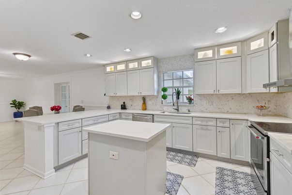 Interior, Kitchen, Recessed Lighting