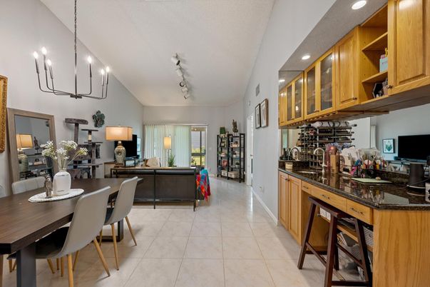 Chandelier, Dining room, Interior, Living room, Recessed Lighting