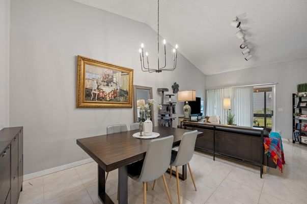 Chandelier, Dining room, Interior