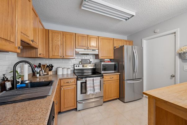 Interior, Kitchen, Stainless Steel Appliances