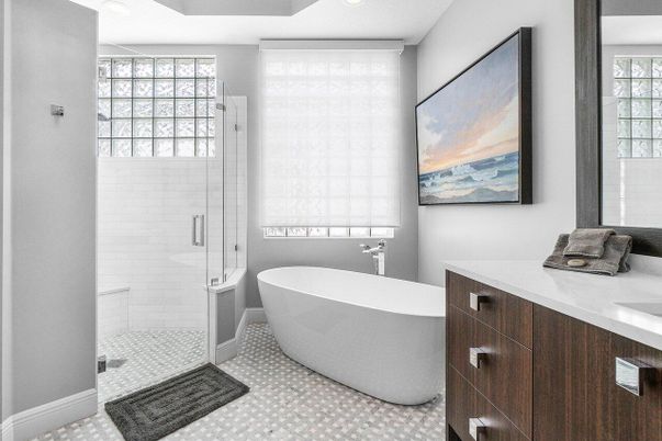 Bathroom, Free Standing Baths, Glass Shower, Interior, Recessed Lighting