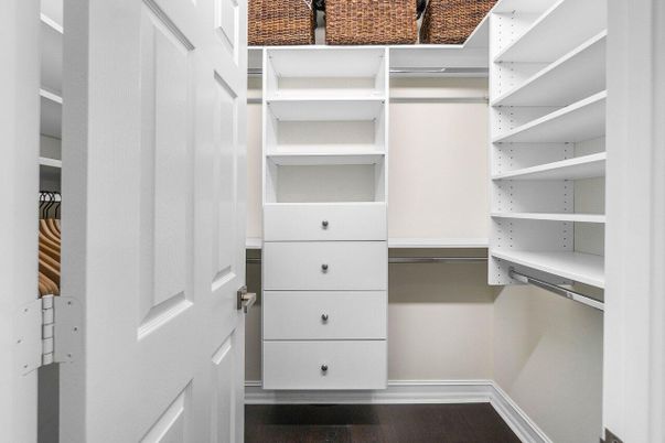 Interior, Walk-in Closets