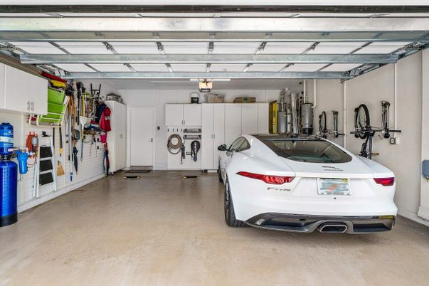 Garage, Interior, Washer