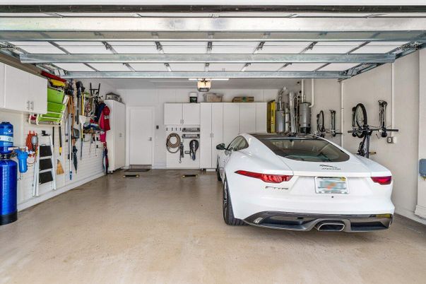 Garage, Interior, Washer