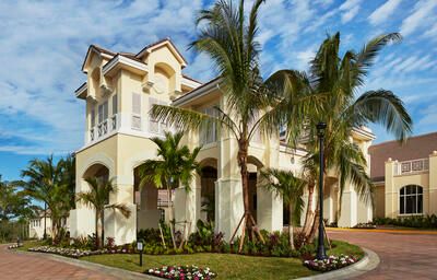 Exterior, Facade, Spanish Mediterranean