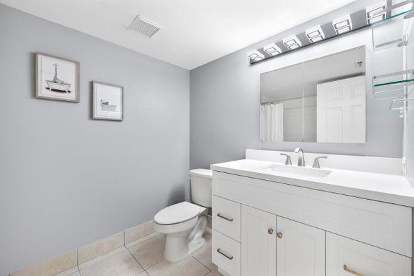 Bathroom, Interior