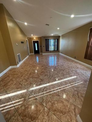 Empty room, Interior, Recessed Lighting