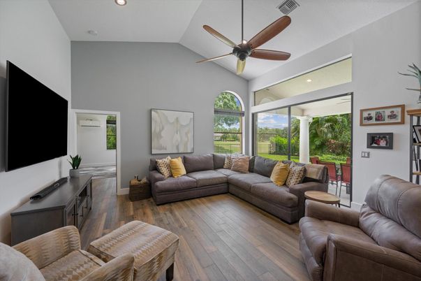 Interior, Living room, Recessed Lighting, Wood Texture Flooring