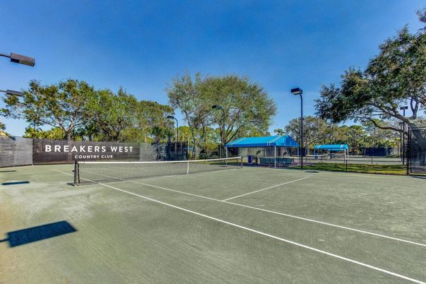 Exterior, Tennis Courts