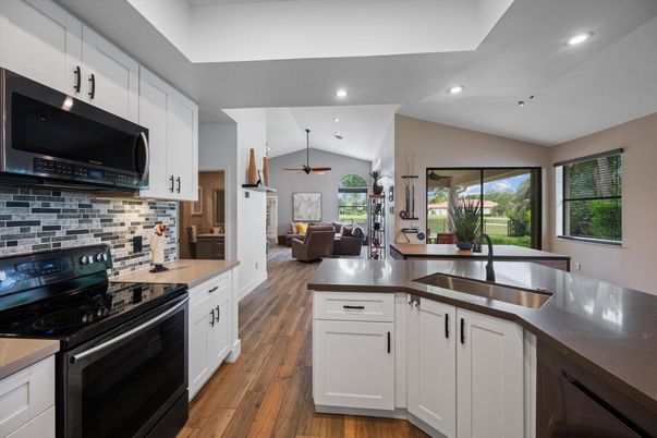 Interior, Kitchen, Living room, Pendant Lights, Recessed Lighting, Stainless Steel Appliances, Wood Texture Flooring