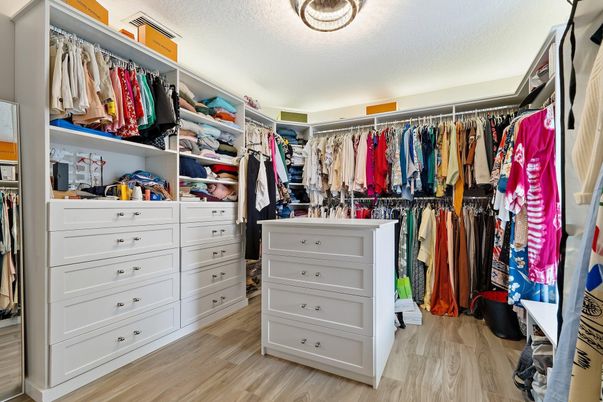 Interior, Walk-in Closets, Wood Texture Flooring
