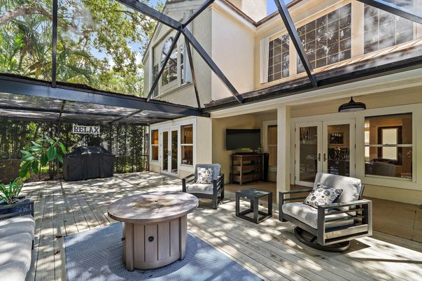 Exterior, Sun Room