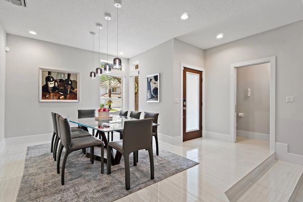 Dining room, Interior, Pendant Lights, Recessed Lighting
