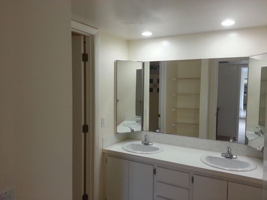 Bathroom, Dual Sink Vanities, Interior, Recessed Lighting