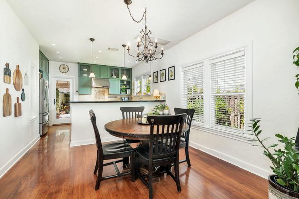 Chandelier, Dining room, Interior, Kitchen, Pendant Lights, Recessed Lighting, Wood Texture Flooring